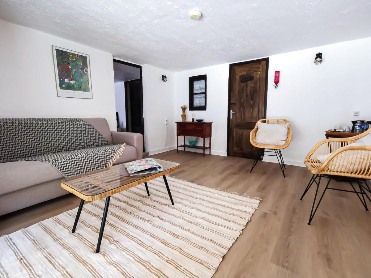 Les Chambres Du Roc Le Roc Exteriér fotografie