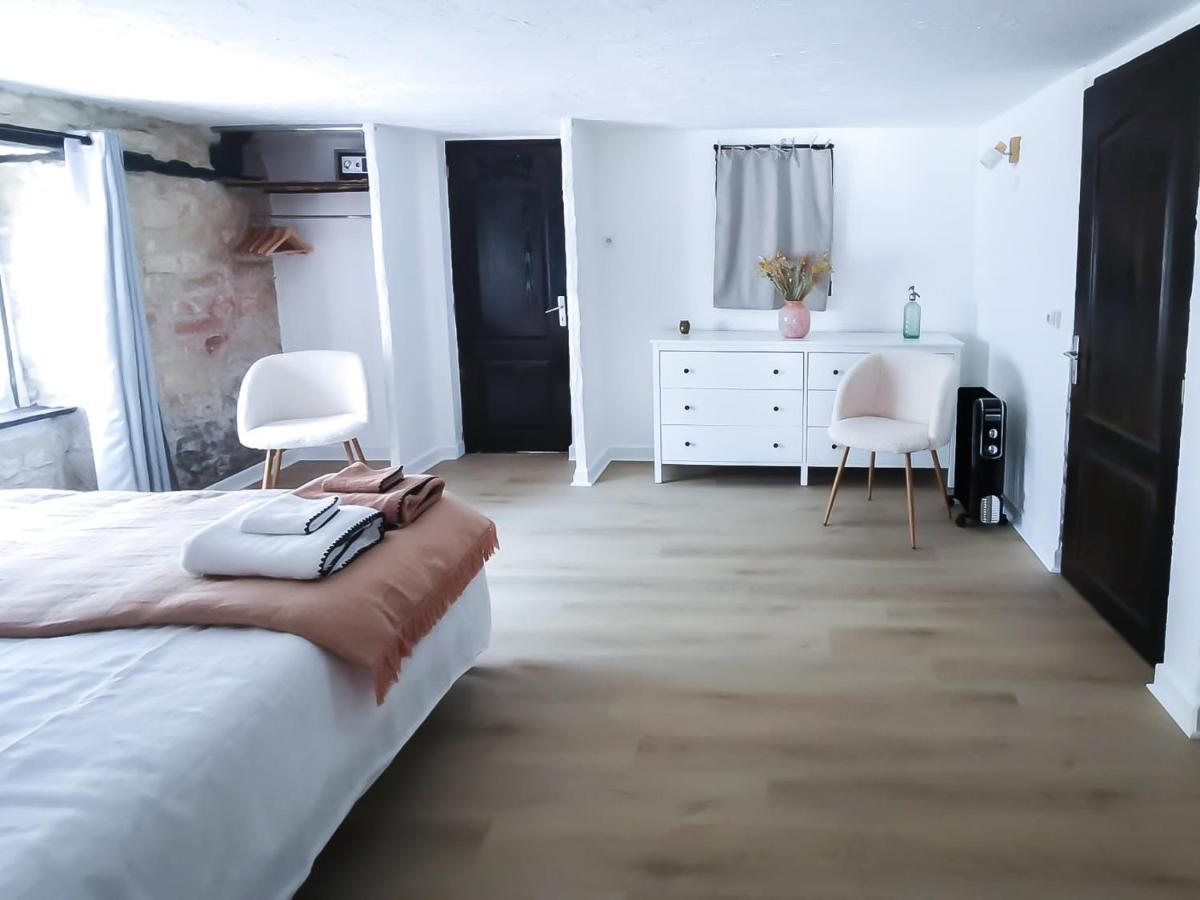 Les Chambres Du Roc Le Roc Exteriér fotografie